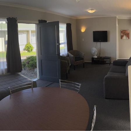 Amber Court Motel New Plymouth Buitenkant foto