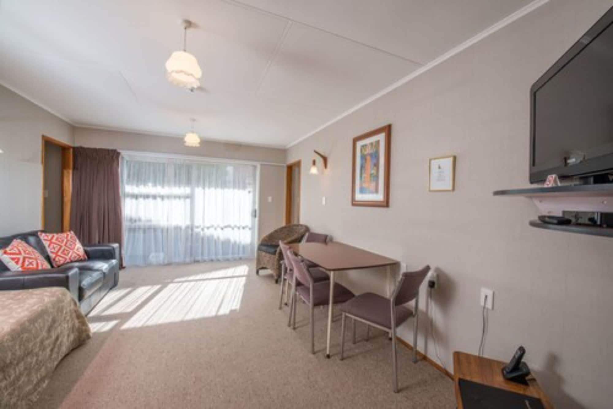 Amber Court Motel New Plymouth Buitenkant foto
