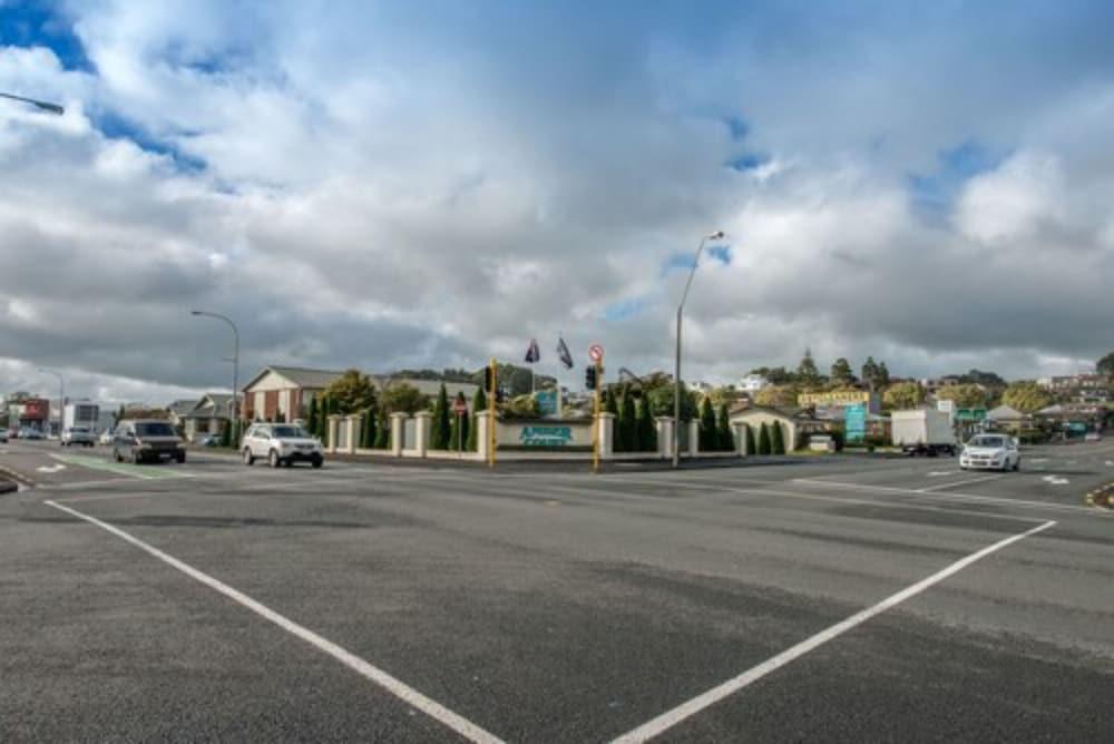 Amber Court Motel New Plymouth Buitenkant foto