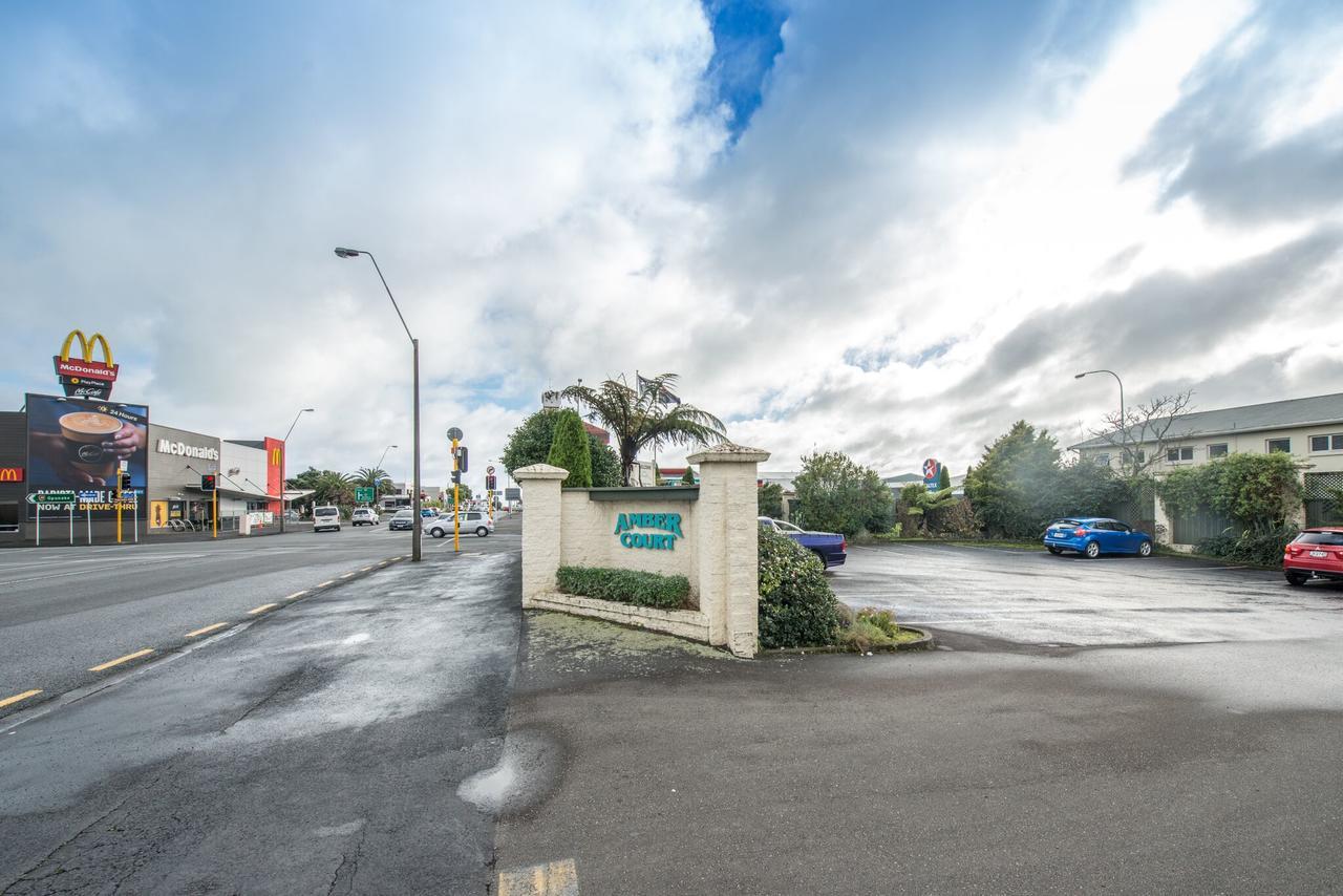 Amber Court Motel New Plymouth Buitenkant foto