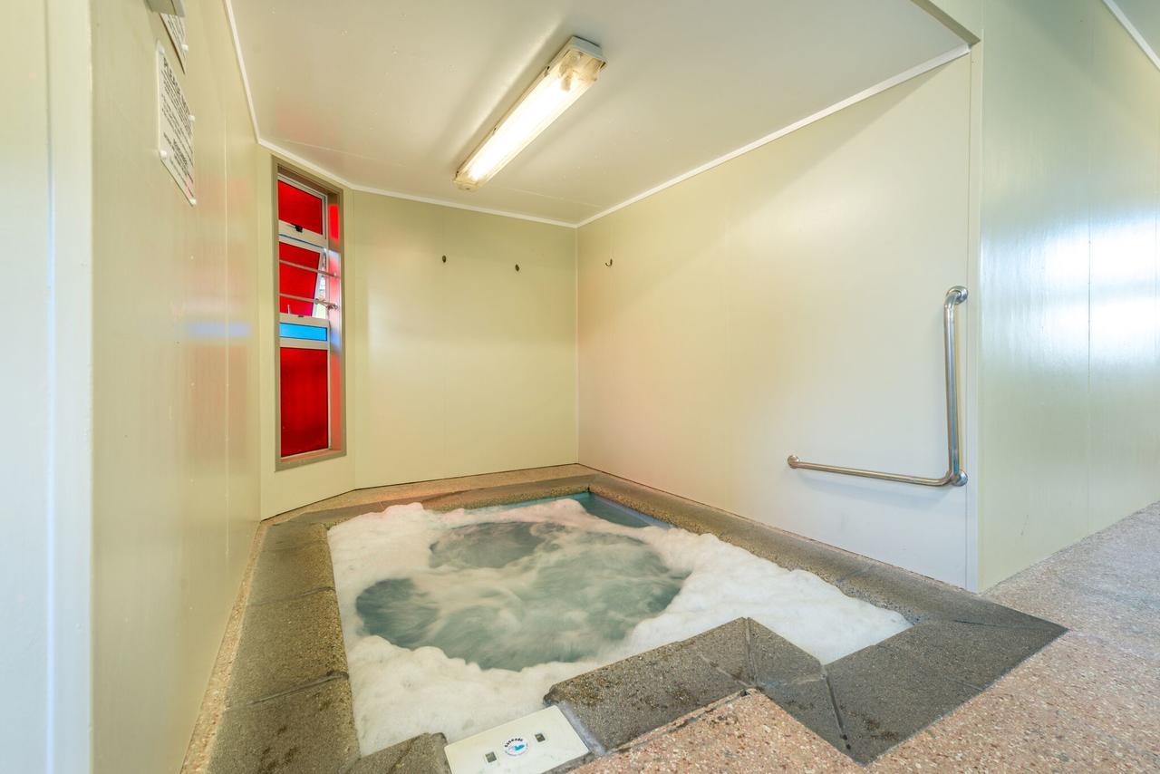 Amber Court Motel New Plymouth Buitenkant foto
