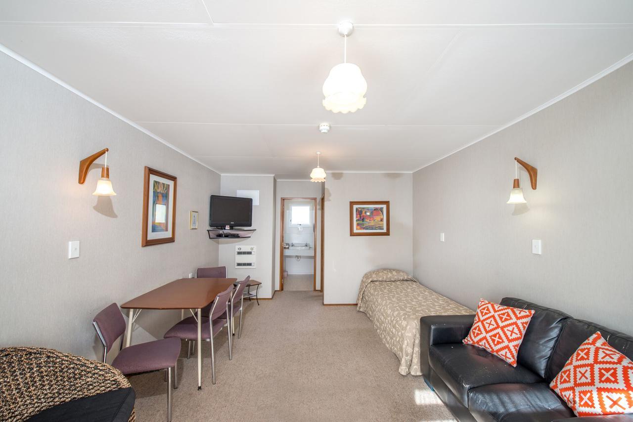 Amber Court Motel New Plymouth Buitenkant foto
