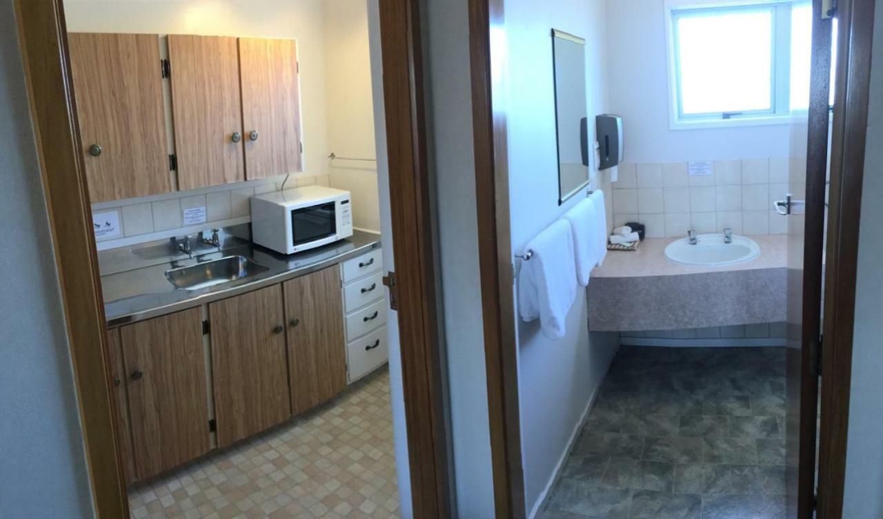 Amber Court Motel New Plymouth Buitenkant foto